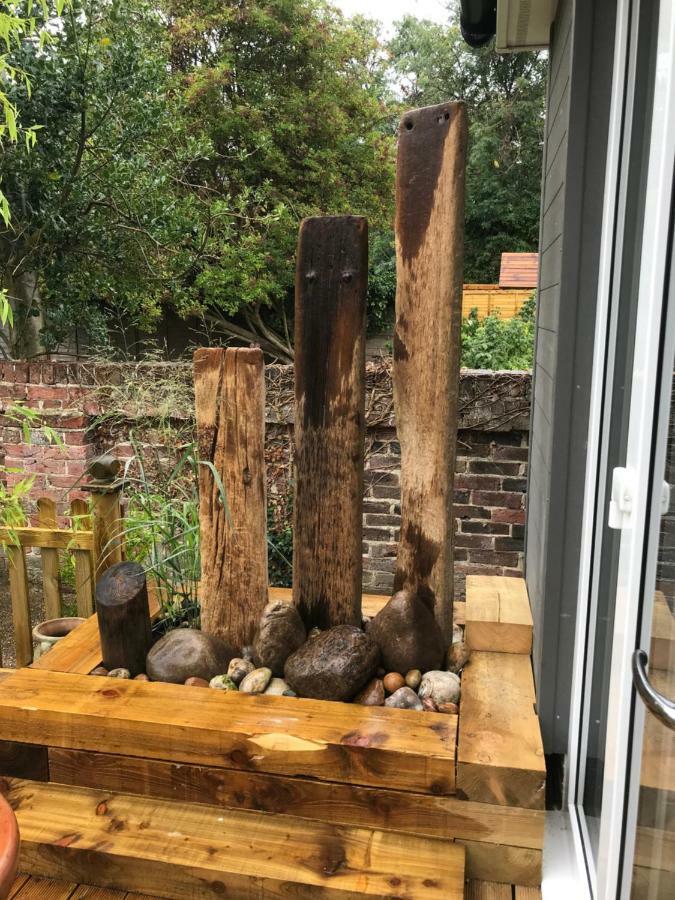 Apartment Seaglass Cottage, 5 Mins From Beach, Leafy Lane, Hot Tub